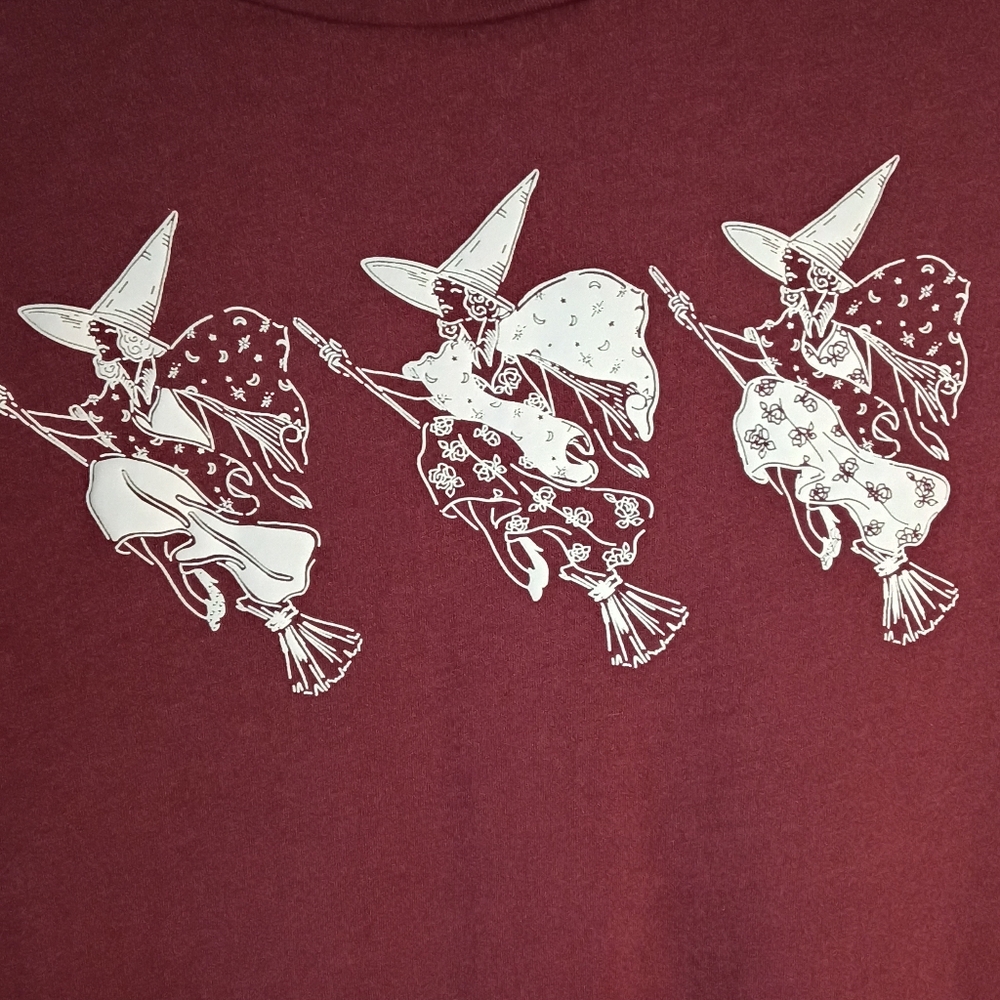 Modcloth Witches on Brooms T-Shirt Burgundy Graphic Print Cotton Halloween Sz M - Picture 2 of 7